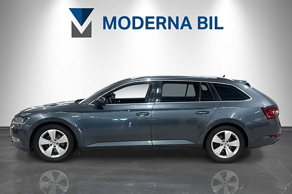 Skoda Superb 3 of 27