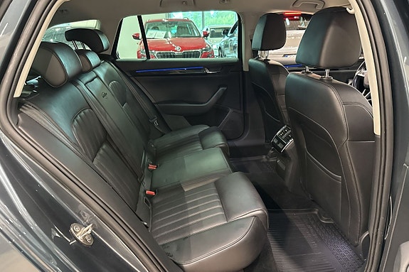 Skoda Superb 20 of 27