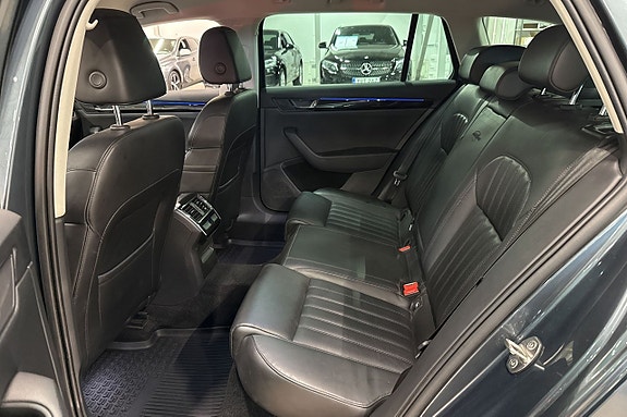 Skoda Superb 21 of 27