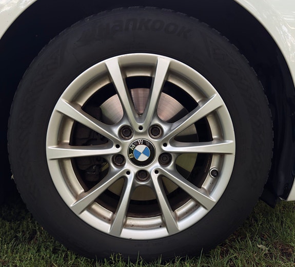 BMW 320d 11 of 16