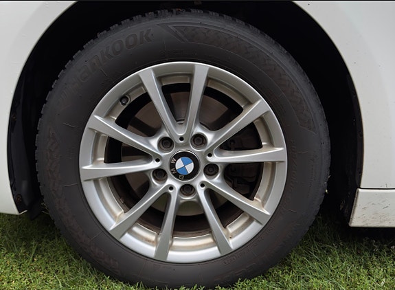 BMW 320d 9 of 16