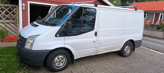 Ford Transit T260 2 of 9