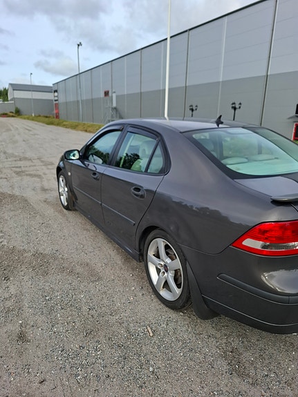 Saab 9-3 5 of 10