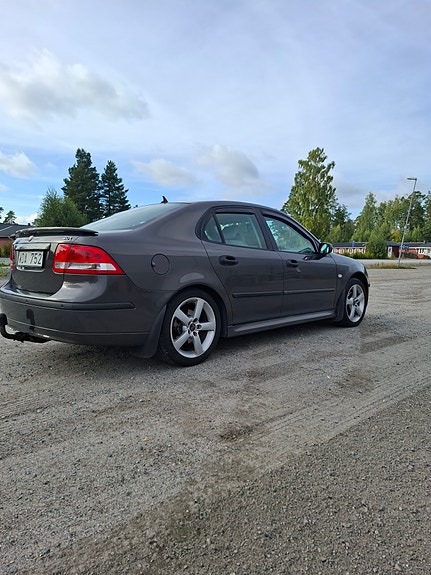 Saab 9-3 2 of 10