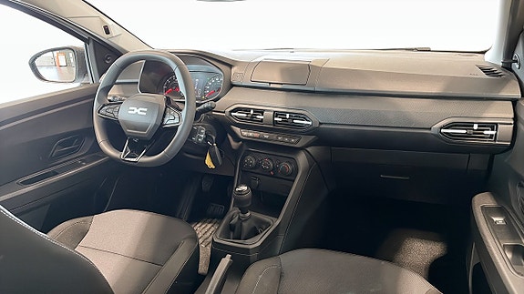 Dacia Sandero 13 of 19