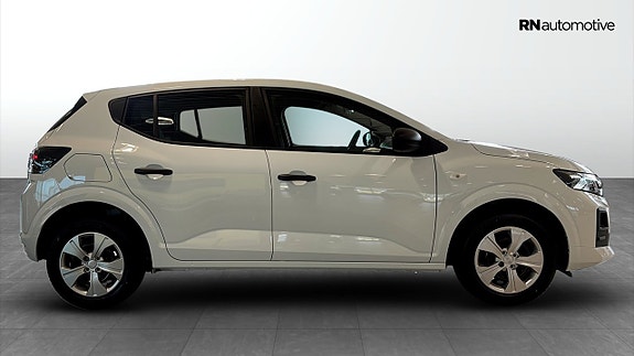 Dacia Sandero 6 of 19