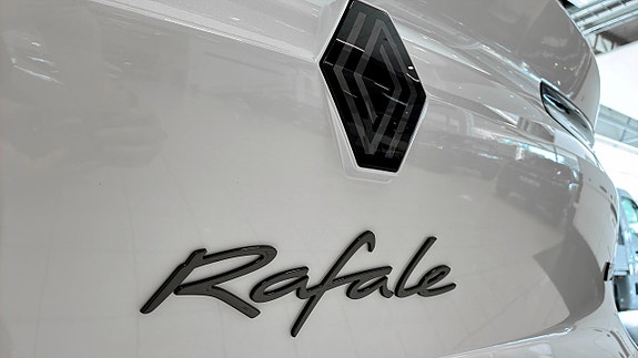 Renault Rafale 26 of 26
