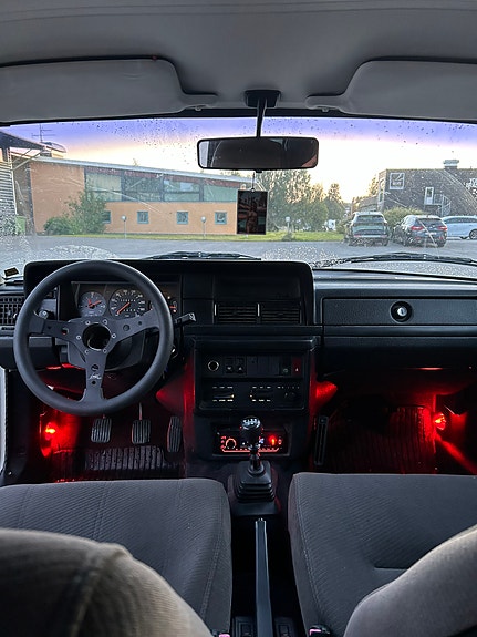 Volvo 240 4 of 12