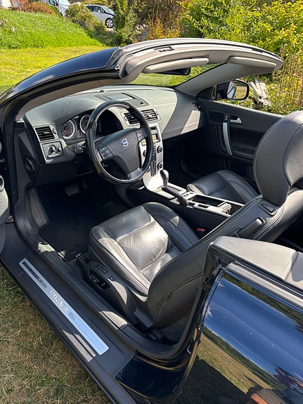 Volvo C70 4 of 6