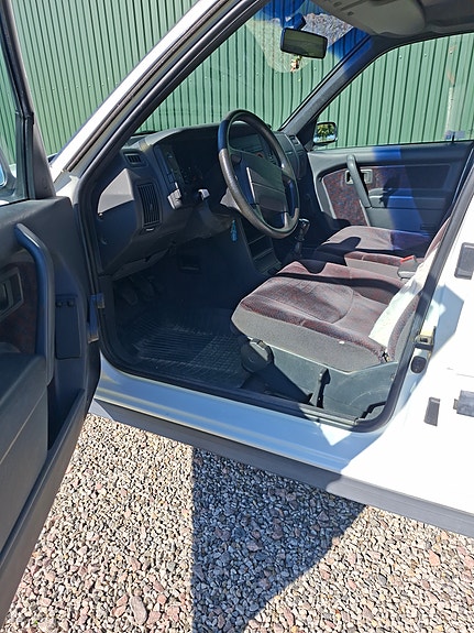 Volvo 440 3 of 4