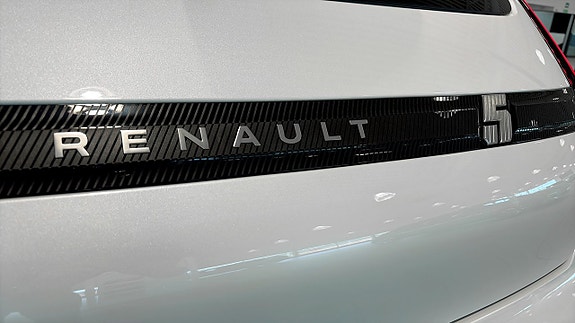 Renault 5 E-Tech 21 of 21