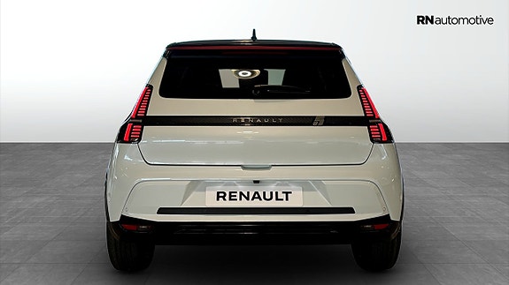 Renault 5 E-Tech 3 of 21
