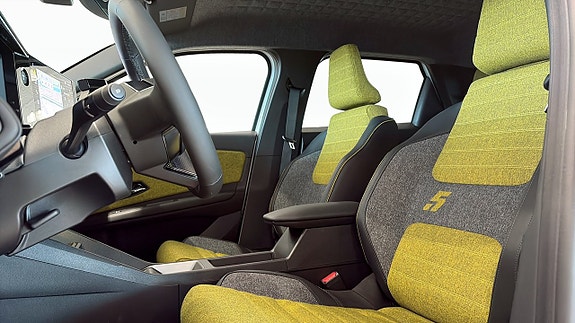 Renault 5 E-Tech 19 of 21