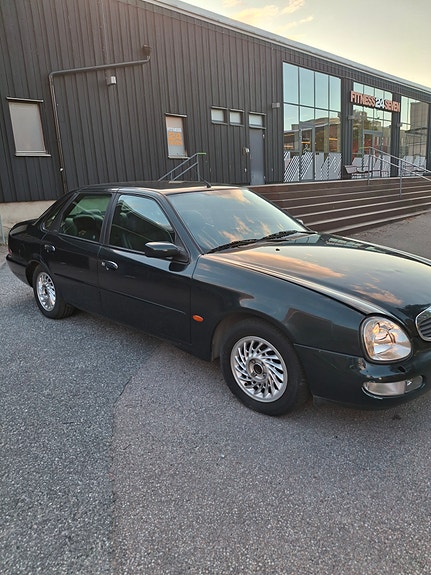 Ford Scorpio 9 of 10