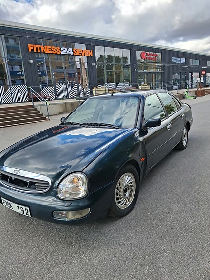 Ford Scorpio 7 of 10