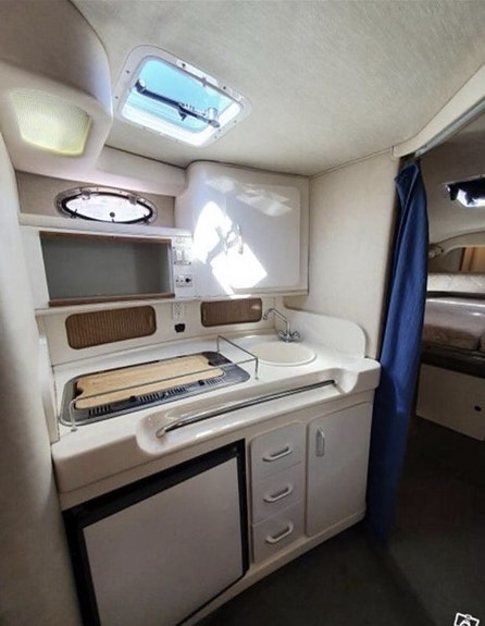 Sea Ray 290 8 of 12