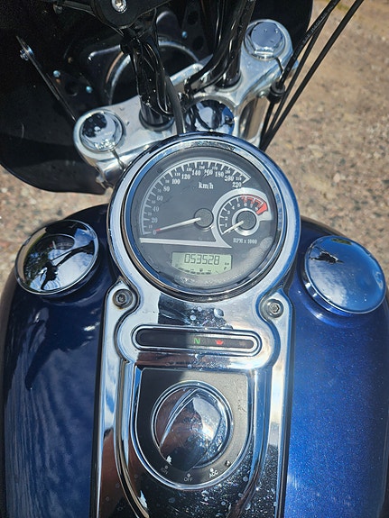 Harley-Davidson Super Glide Custom 4 of 4
