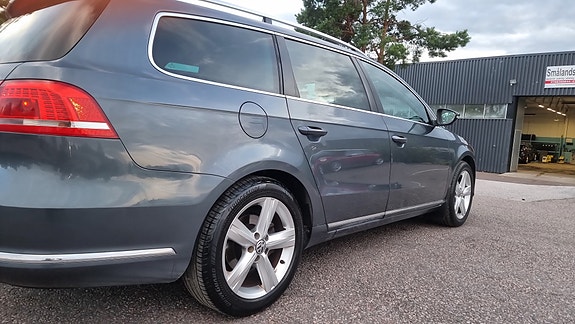 Volkswagen Passat 6 of 9