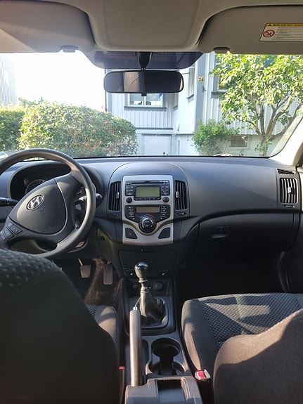 Hyundai i30 2 of 5