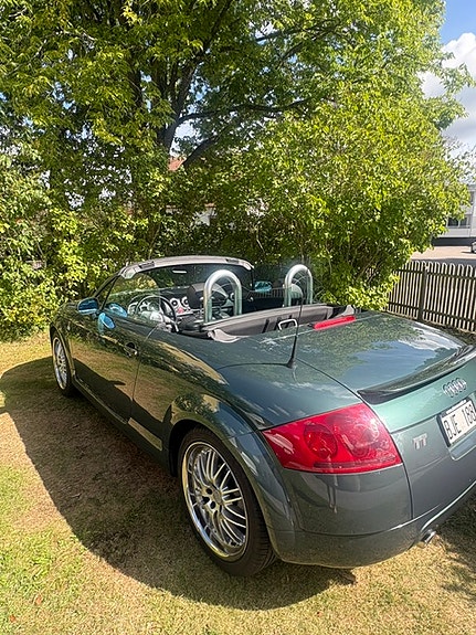 Audi TT 2 of 4