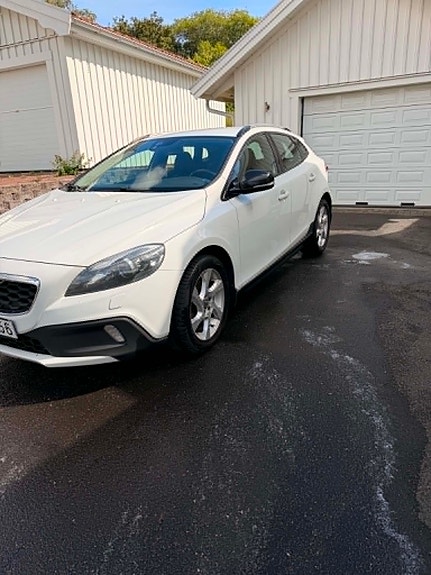 Volvo V40 Cross Country 6 of 6