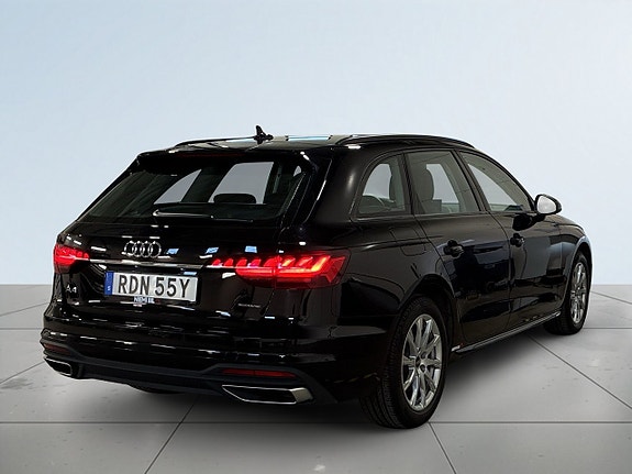 Audi A4 6 of 21