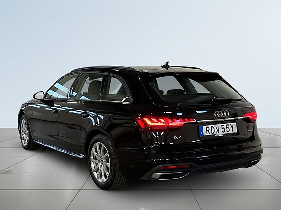 Audi A4 5 of 21
