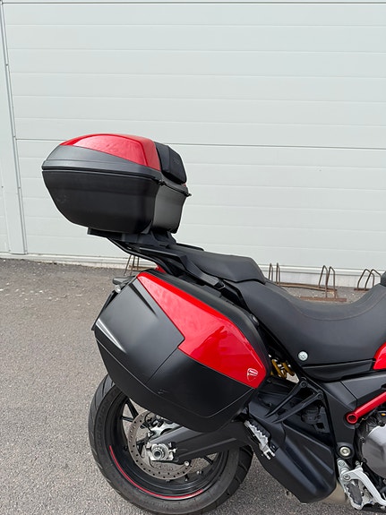 Ducati Multistrada V2 8 of 9