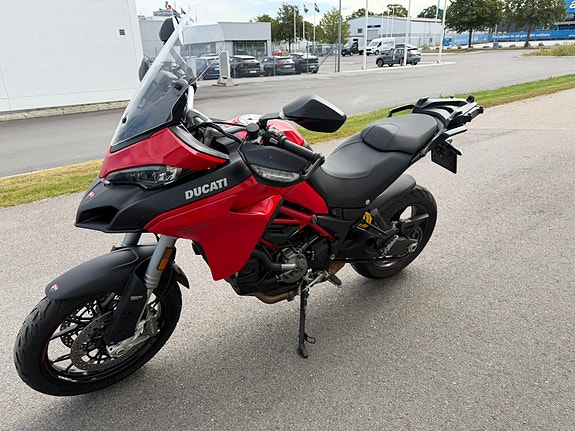 Ducati Multistrada V2 2 of 9
