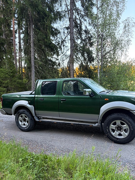 Nissan Navara 3 of 6
