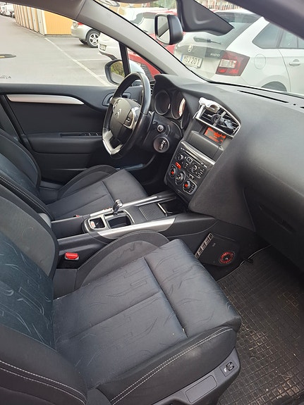 Citroen C4 10 of 10
