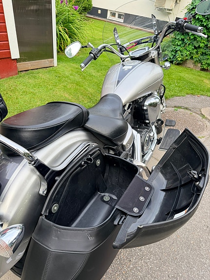 Yamaha XVS1300A Midnight Star 7 of 8