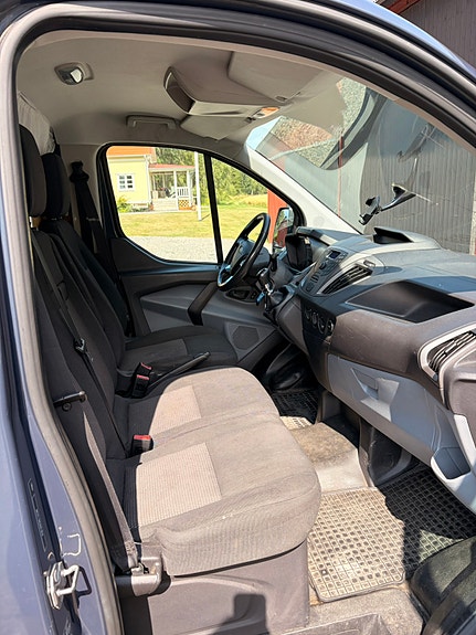 Ford Transit Custom- Campervan 5 of 14