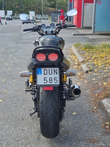 Yamaha YAMAHA XJR1300 2 of 6