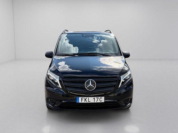 Mercedes-Benz Vito 119 2 of 16