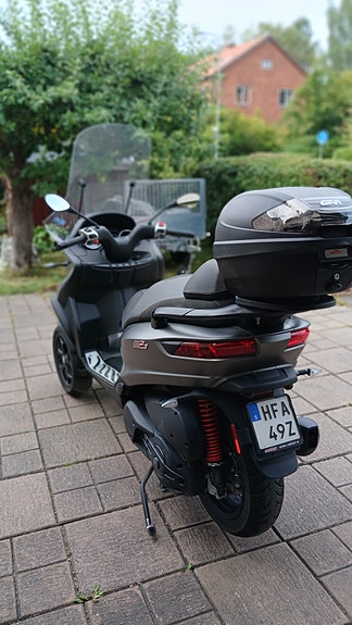 Piaggio MP3 500 LT ABS 3 of 5