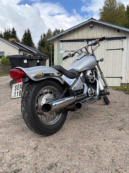 Kawasaki Vulcan 800 3 of 3