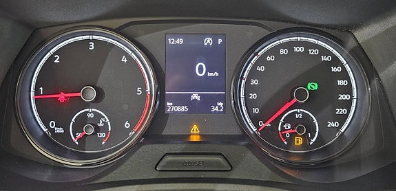 Volkswagen Transporter 10 of 12