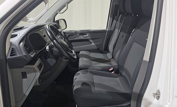 Volkswagen Transporter 9 of 12