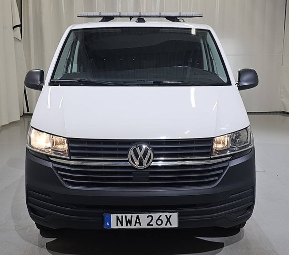 Volkswagen Transporter 7 of 12