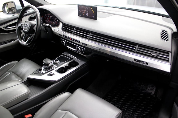 Audi Q7 21 of 26