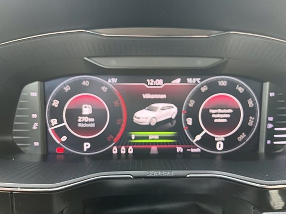 Skoda Superb 15 of 20