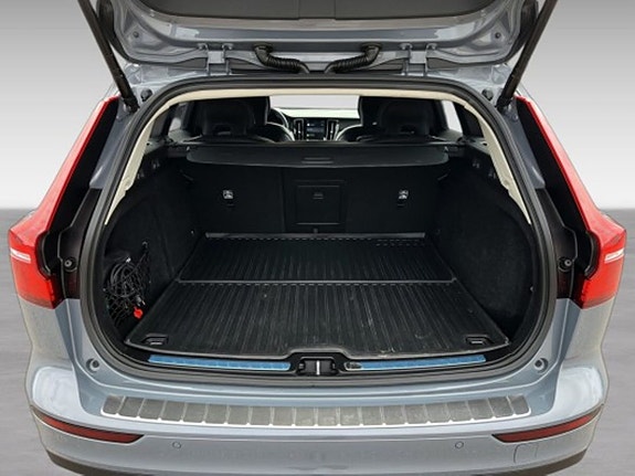 Volvo V60 Cross Country 20 of 20
