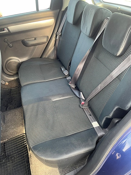 Suzuki Swift 9 of 10