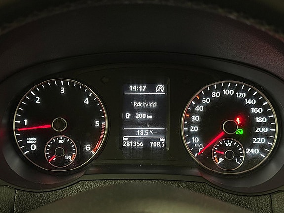 Volkswagen Sharan 23 of 23