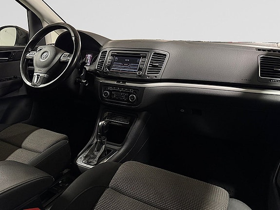 Volkswagen Sharan 12 of 23