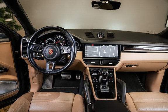 Porsche Cayenne Turbo 29 of 30