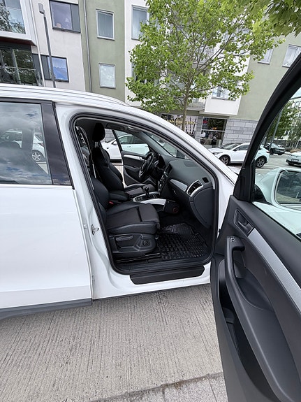 Audi Q5 3 of 8