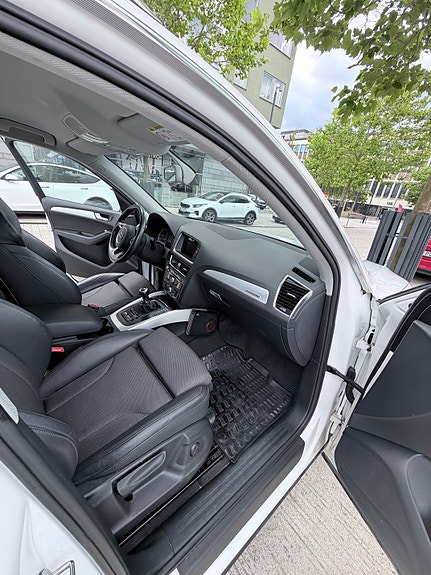 Audi Q5 4 of 8