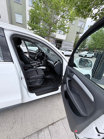 Audi Q5 6 of 8